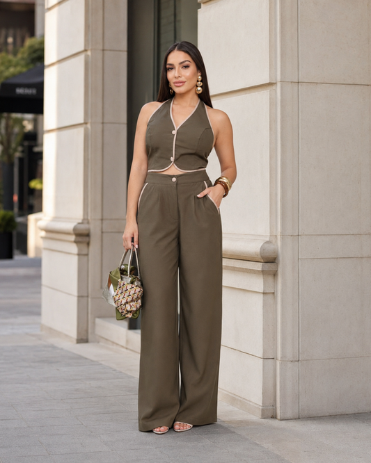 Conjunto de Colete Halter e Calça Larga